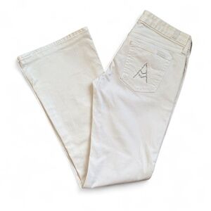7 For All Mankind White Bootcut Jeans – Size 28 – Rhinestone “A” Pocket